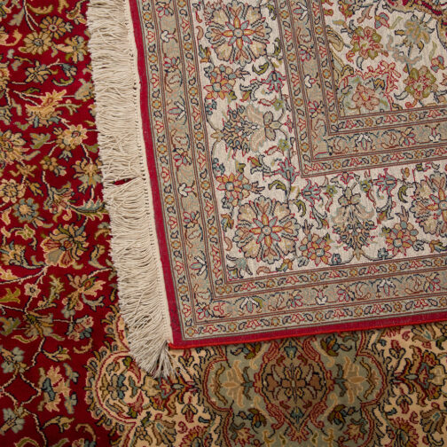 Hand Made Kashmiri Silk On Silk Traditional Design Carpet For Home 5x7 Ft Red - Image 3